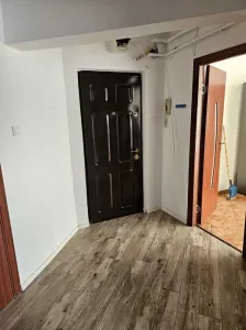 Inchiriez apartament cu 2 camere decomandat in zona P-ta Marasti. - Cluj-Napoca