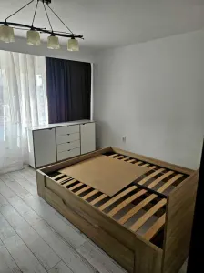 Inchiriez apartament cu 2 camere decomandat in zona P-ta Marasti. - foto 4