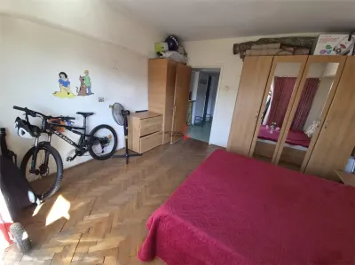 Apartament 2 camere cu potential excelent, in zona ultracentrala - Piata Regina Maria - foto 3