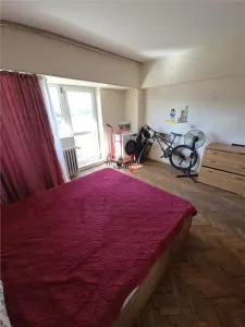Apartament 2 camere cu potential excelent, in zona ultracentrala - Piata Regina Maria - foto 4