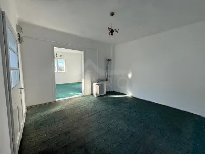 Casă 2 camere Ernei - poza 6