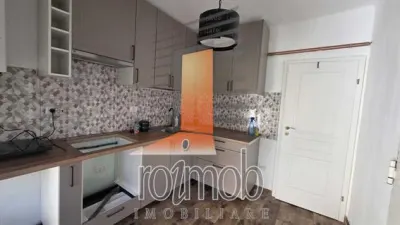 Apartament 3 camere Popa Nan, cu parcare  inclusa si centrala proprie - foto 2