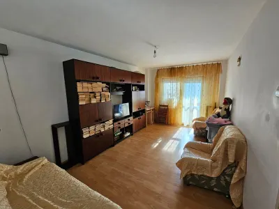 Apartament cu 3 camere  Racadau ,Jepilor,143000 Euro - Brasov