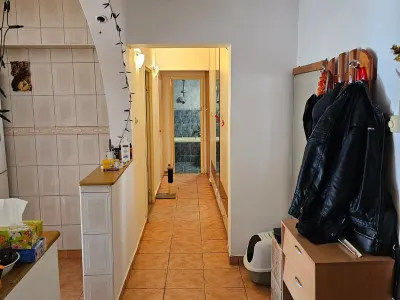 Apartament cu 3 camere  Racadau ,Jepilor,143000 Euro - foto 15