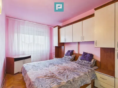 Apartament 3 camere de inchiriat - 360 €/lună - foto 10
