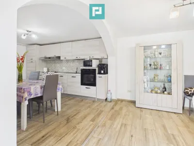 Casă solidă în Curtici cu teren de 1166 mp - foto 14
