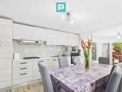 Casă solidă în Curtici cu teren de 1166 mp - foto 15