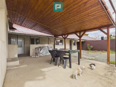 Casă solidă în Curtici cu teren de 1166 mp - foto 19