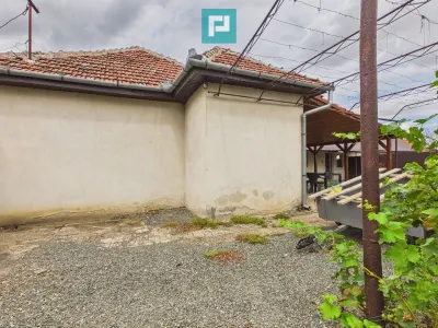 Casă solidă în Curtici cu teren de 1166 mp - foto 25