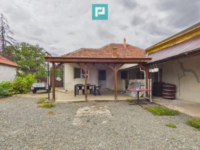 Casă solidă în Curtici cu teren de 1166 mp - foto 28