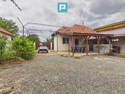 Casă solidă în Curtici cu teren de 1166 mp - foto 30
