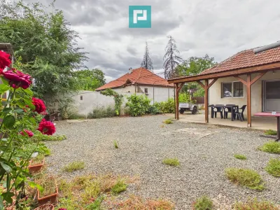 Casă solidă în Curtici cu teren de 1166 mp - foto 35