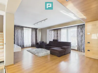 Casă de vânzare- 490 mp in Grigorescu /Oradea - foto 3