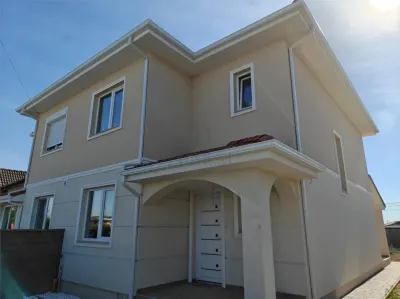 Duplex in zona excelenta - la asfalt - finalizat - Mosnita Noua