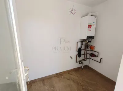 Duplex in zona excelenta - la asfalt - finalizat - foto 11