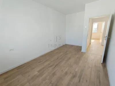 Duplex in zona excelenta - la asfalt - finalizat - foto 7