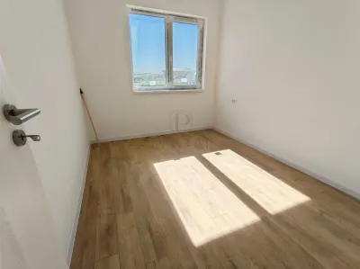 Duplex in zona excelenta - la asfalt - finalizat - foto 8