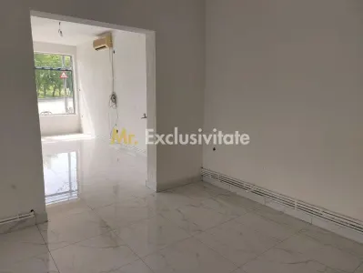 DE INCHIRIAT - renovat - parter - stradal - foto 4