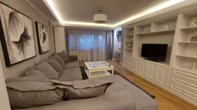 Vand apartament 3 camere Bd Libertatii - Bucuresti