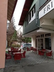 DE VANZARE  SPATIU COMERCIAL P+E – BULEVARDUL TRAIAN, BAIA MARE - Baia Mare