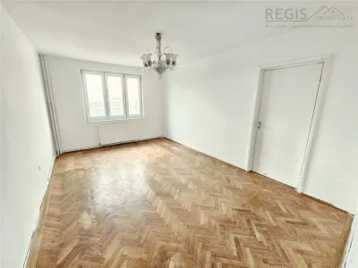 Apartament 3 camere Calea Bucuresti - Brasov
