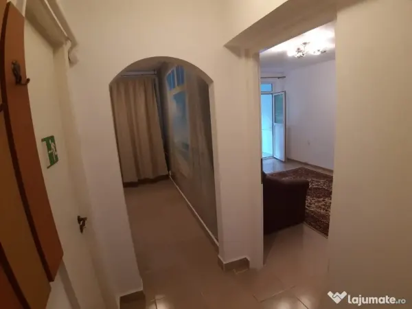 Inchiriez spatiu nerezidential in bloc 4 et. - Bucuresti (Bucuresti-Ilfov) - Bucuresti