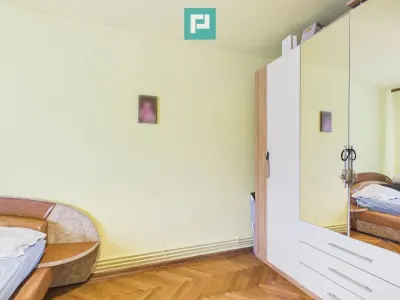 Apartament 3 camere Etaj 3 Zona Aurel Vlaicu - foto 4