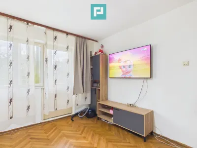 Apartament 3 camere Etaj 3 Zona Aurel Vlaicu - foto 8