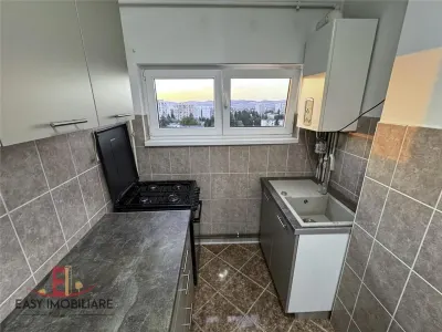 Apartament 2 camere, Dambu Pietros,  luminos, proaspat zugravit - foto 6