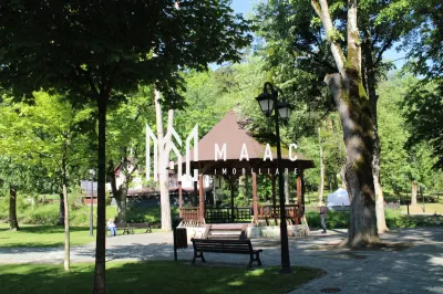 Clădire comercială de vânzare | Călimănești, Nord | restaurant - foto 2