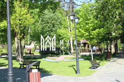 Clădire comercială de vânzare | Călimănești, Nord | restaurant - foto 13