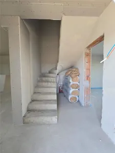 Duplex in zona foarte buna - personalizare interioara - foto 4