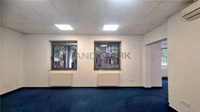 Spatiu birouri Parter, cladire noua Central, parcare privata - foto 3