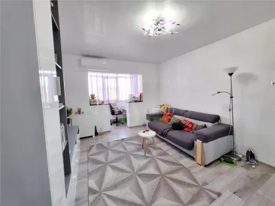 Apartament cu 2 camere renovat – Strada Mioritei | Etaj 3 | Izolat, centrala proprie si beci - foto 4