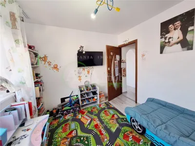 Apartament cu 2 camere renovat – Strada Mioritei | Etaj 3 | Izolat, centrala proprie si beci - foto 8