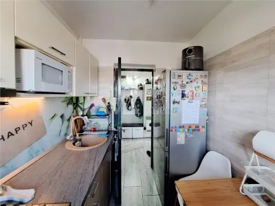 Apartament cu 2 camere renovat – Strada Mioritei | Etaj 3 | Izolat, centrala proprie si beci - foto 10