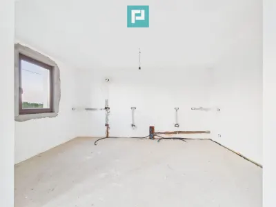 Casă individuală cu 6 camere în Sânandrei - foto 4