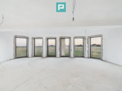 Casă individuală cu 6 camere în Sânandrei - foto 5