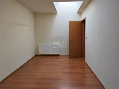 Apartament 3 camere zona Garii - foto 2