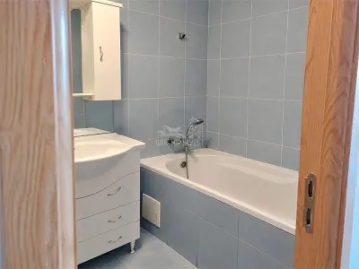 Apartament 3 camere zona Garii - foto 4