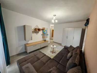 Inchiriem Garsoniera, Moderna, Decomandata, Sanpetru - foto 3