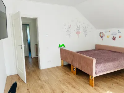 Casa de inchiriat 6 camere Moderna Sibiu Tocile - foto 17