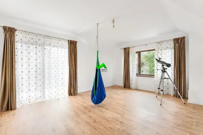 Casa de inchiriat 6 camere Moderna Sibiu Tocile - foto 6