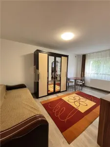 Garsoniera disponibila spre vanzare - foto 2