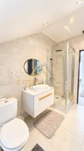 Casa spatioasa cu teren generos de 29 ari - Coltirea - foto 2