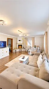 Casa spatioasa cu teren generos de 29 ari - Coltirea - foto 12