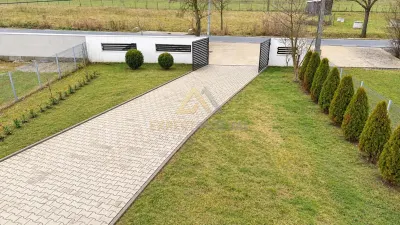 Casa spatioasa cu teren generos de 29 ari - Coltirea - foto 3