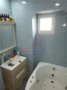 Apartament 4 camere Nicolina - zona Rond Vechi - foto 11