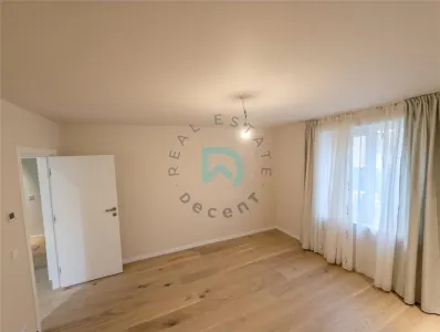 Casa 3 camere si curte Central, 85 mp - Brasov - foto 4