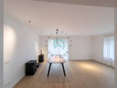Casa 3 camere si curte Central, 85 mp - Brasov - foto 10